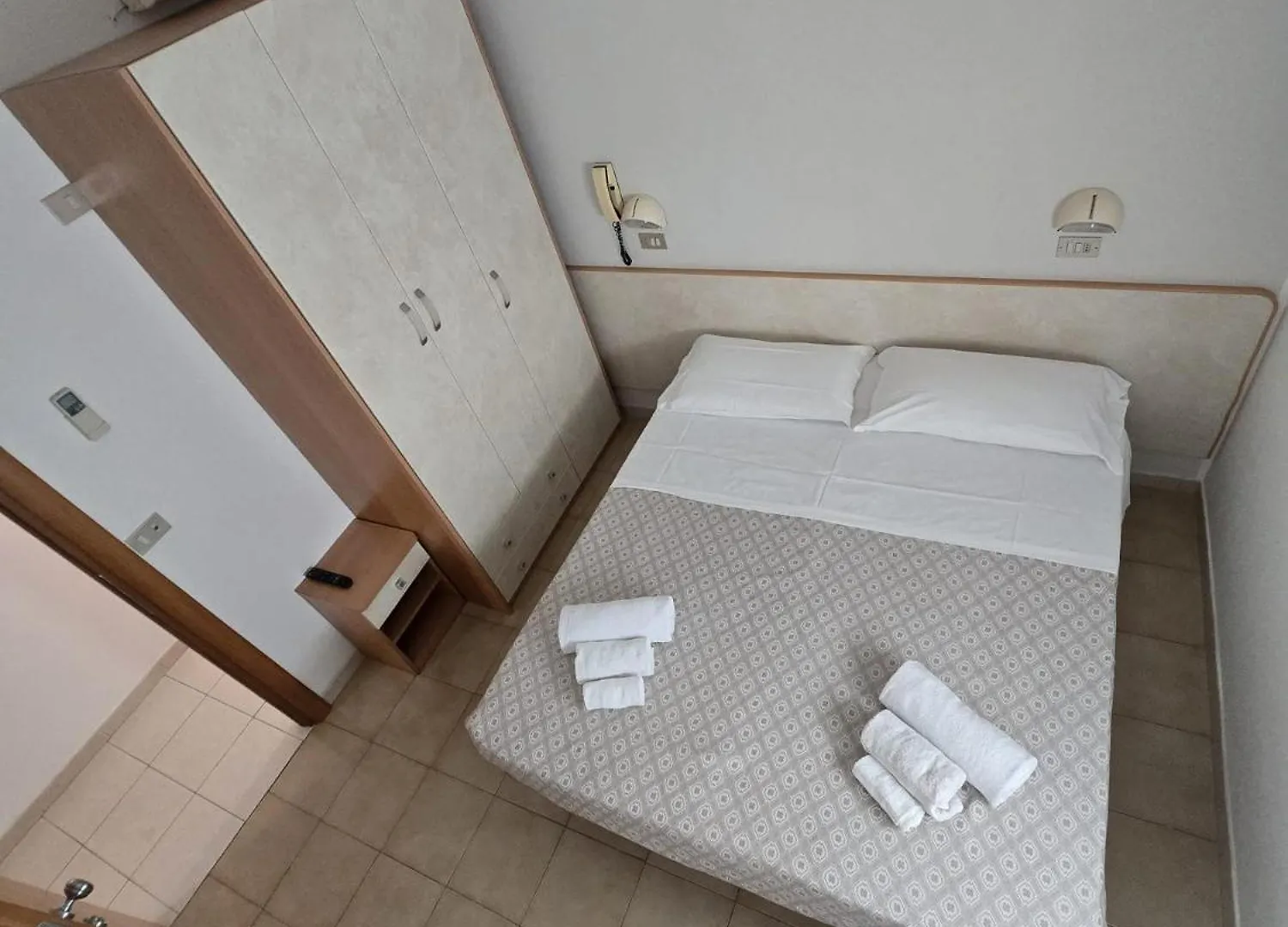**  Hotel Gioiella Rímini Italia